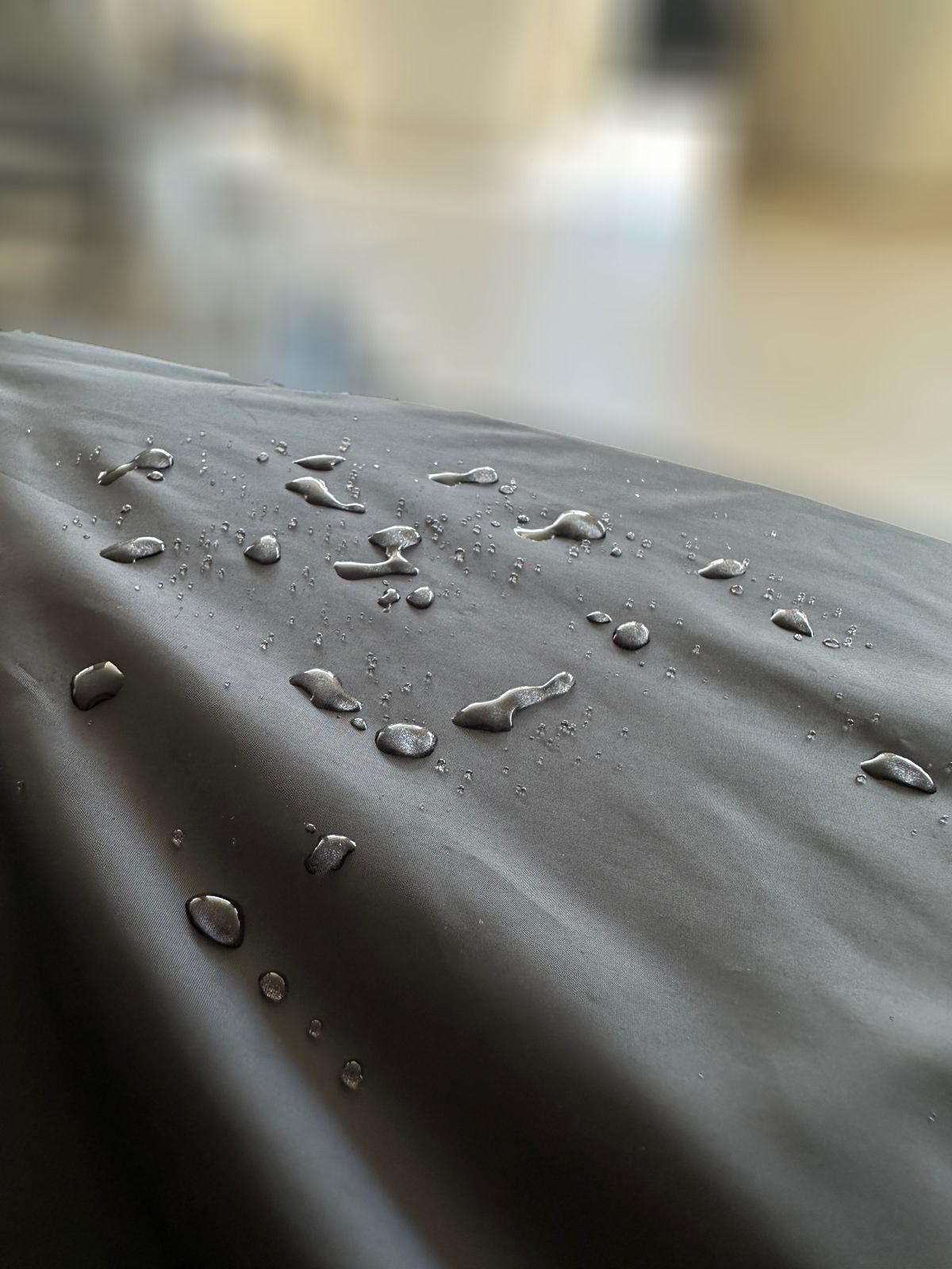 Mustang Outdoor Autoabdeckung – Wasserdicht & Maßgeschneidert