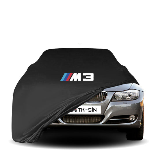 Maßgeschneiderte Indoor Autoabdeckung für BMW M3 – 3er Limousine E90 (2007–2012) mit Logo – atmungsaktiv & lackschonend