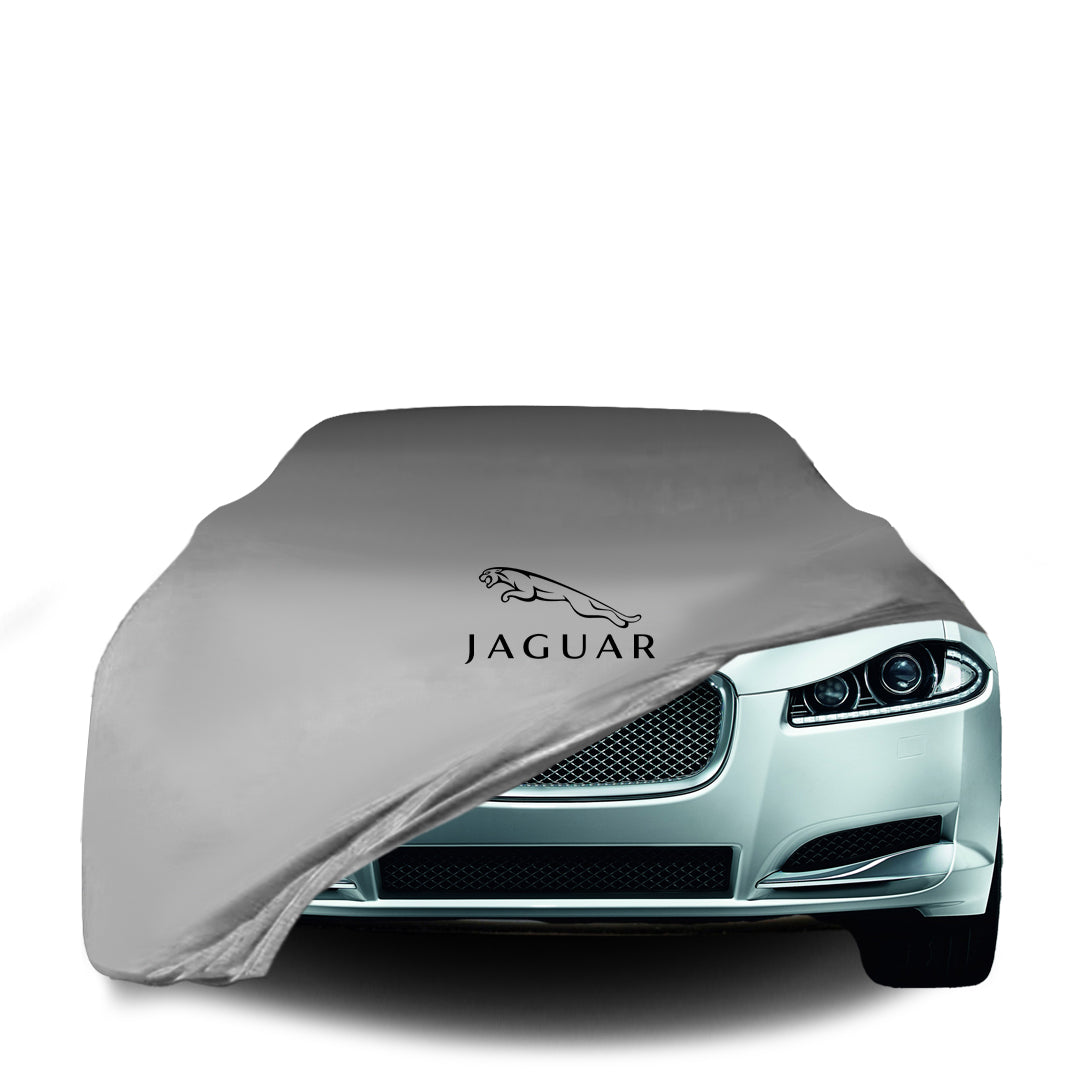 Indoor Autoabdeckung für Jaguar XF – maßgeschneidert mit Logo, atmungsaktiv & elastisch

